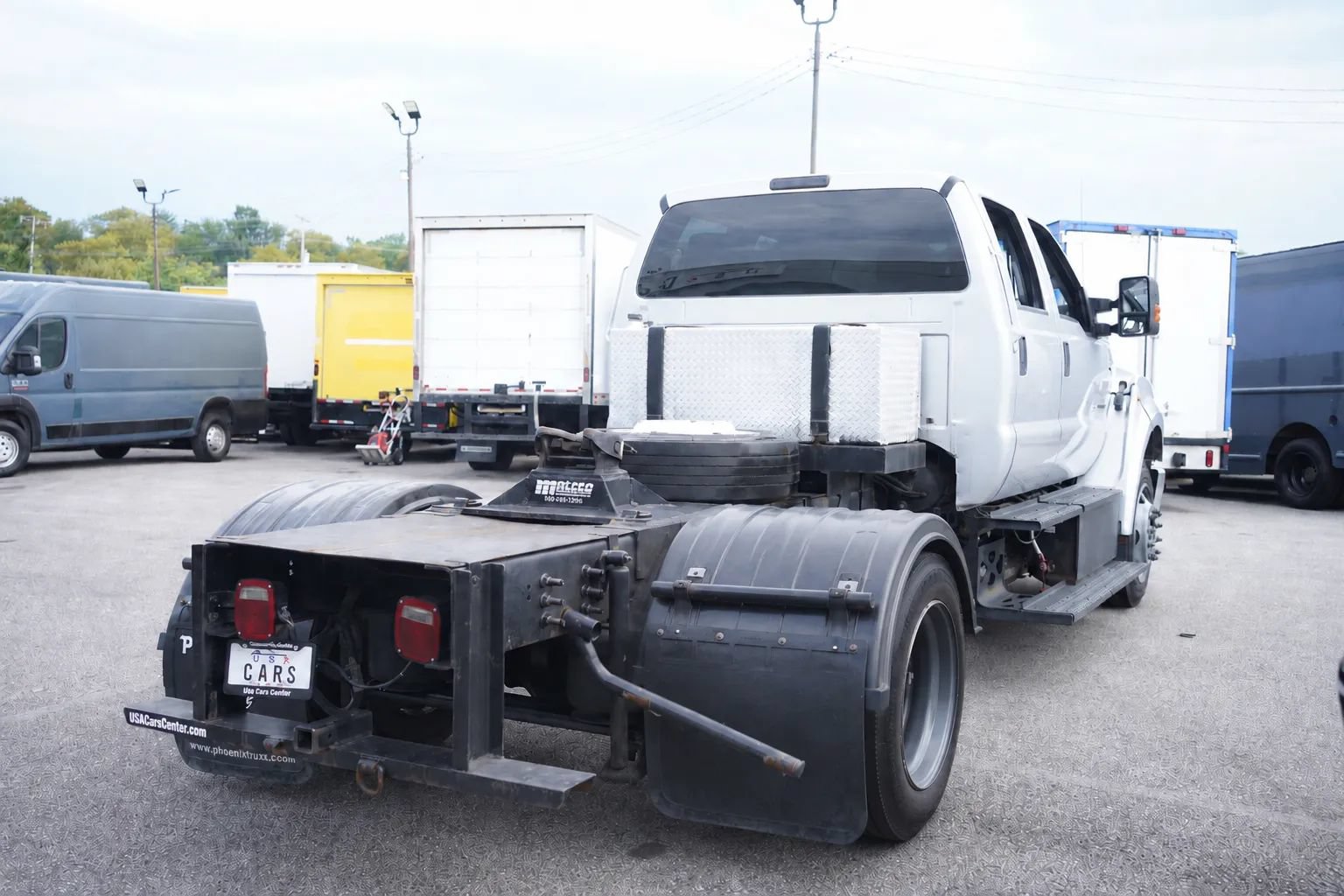 Used 2019 Ford F650 2WD Crew Cab Super Duty image 8