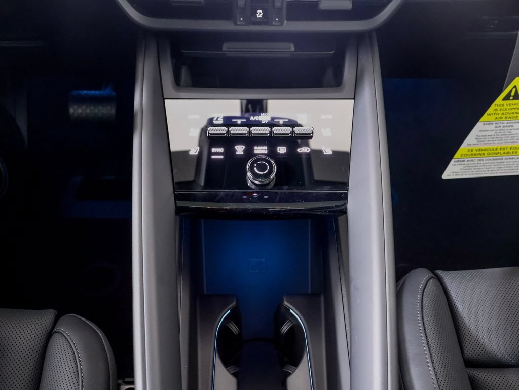 New 2026 Porsche Macan 4 Electric AWD/4WD image 22