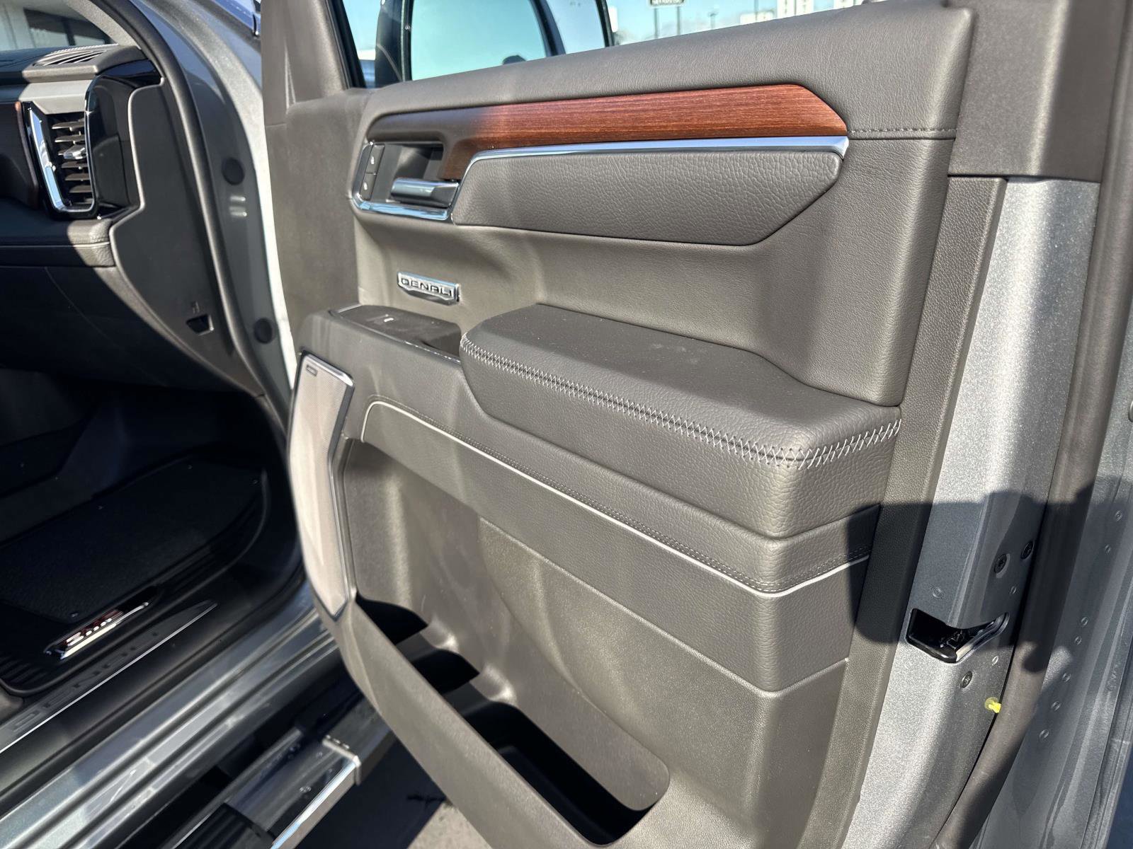 New 2026 GMC Sierra 1500 Denali w/ Technology Package image 28