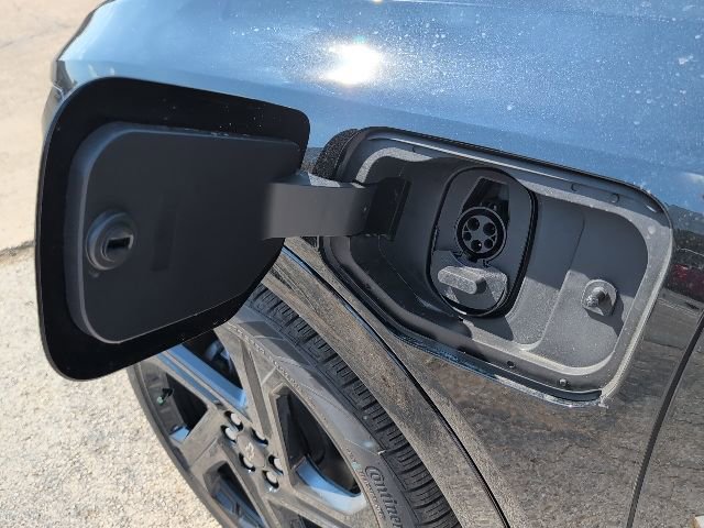 New 2026 Chevrolet Equinox EV RS FWD image 35