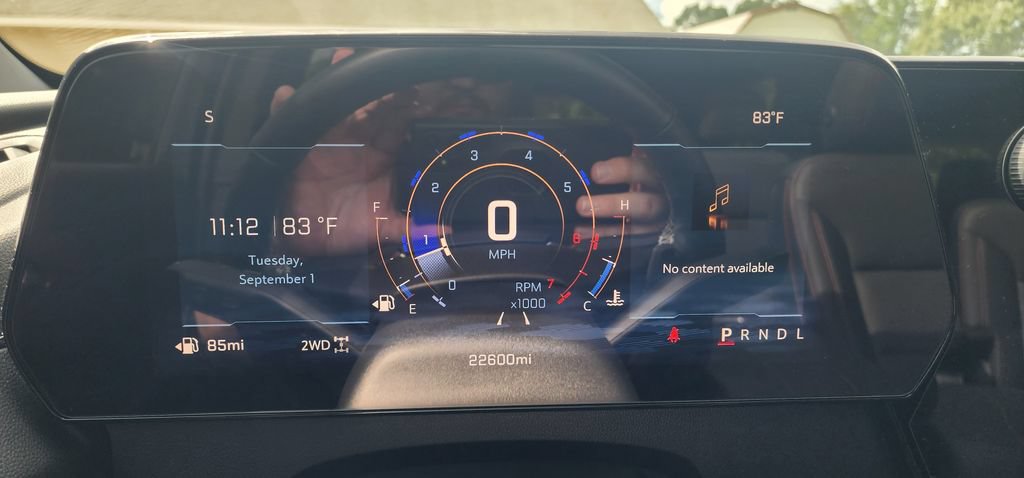 Used 2025 Chevrolet Traverse Z71 w/ LPO, Floor Liner Package AWD/4WD image 35