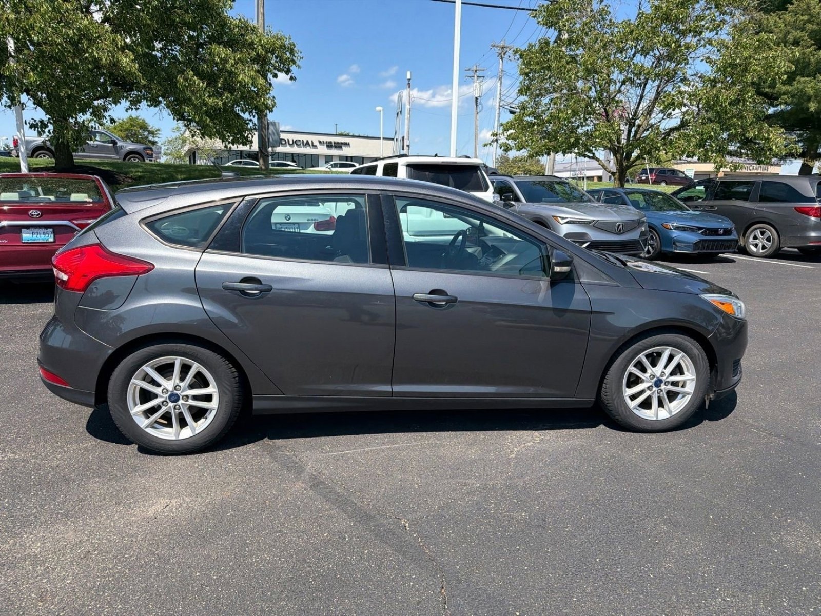 Used 2016 Ford Focus SE w/ Reverse Sensing Package FWD image 27