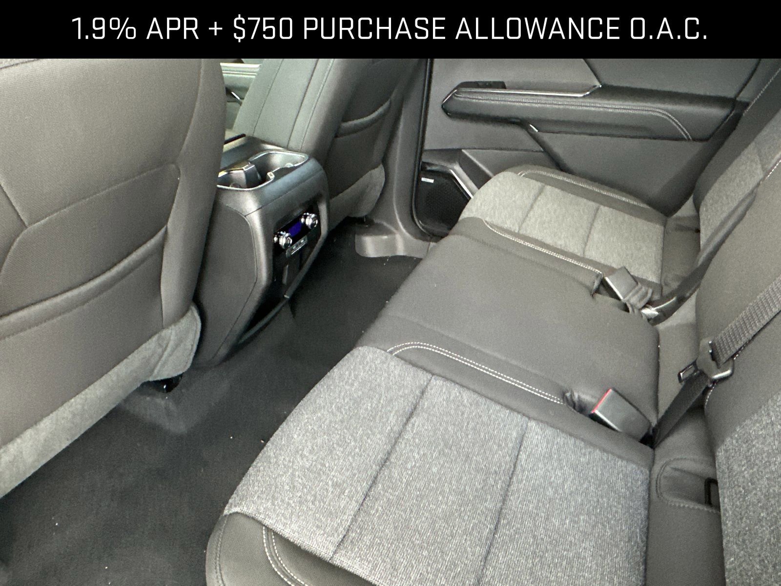 New 2026 GMC Acadia Elevation image 12