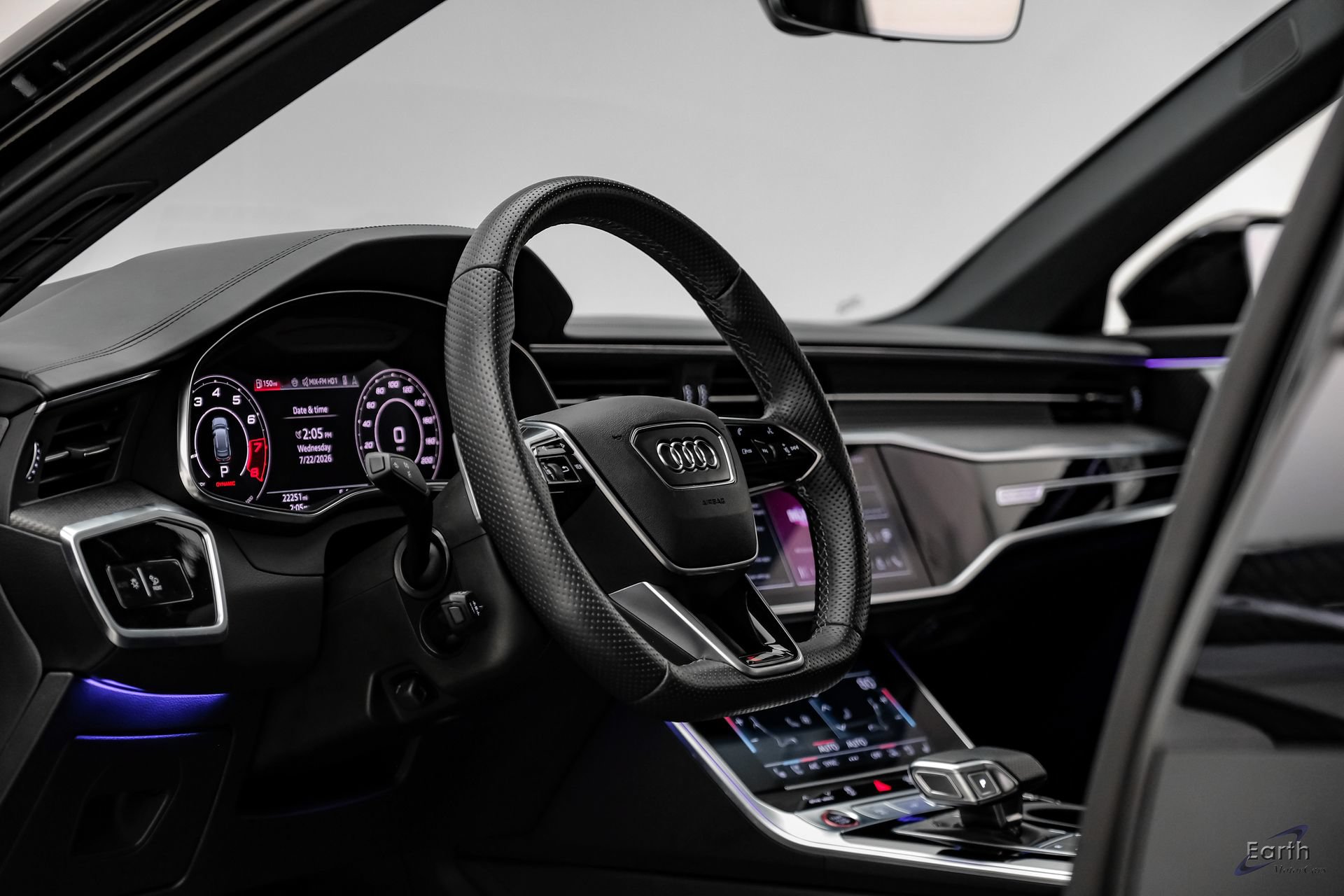 Used 2024 Audi RS 6 performance AWD/4WD image 43