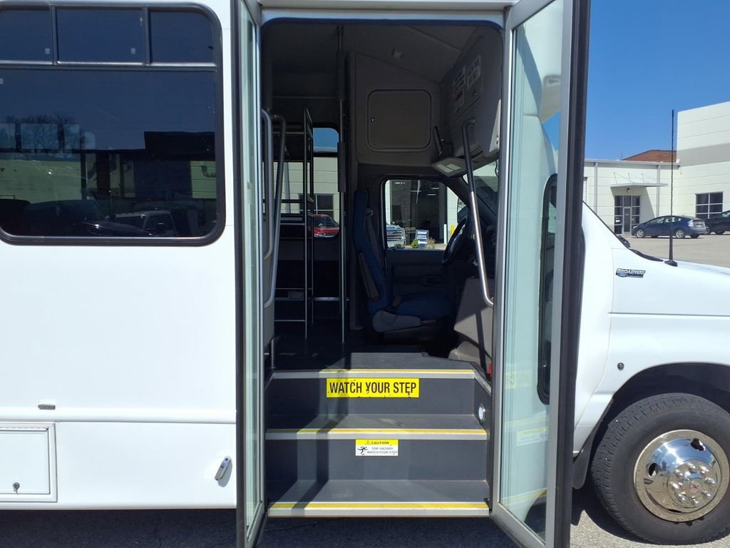 Used 2025 Ford E-450 and Econoline 450 Super Duty w/ Shuttle Bus Prep Package RWD image 22