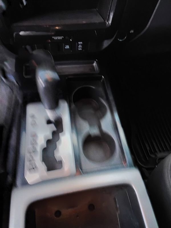 Used 2014 Nissan Titan SV w/ SV Value Truck Package image 11