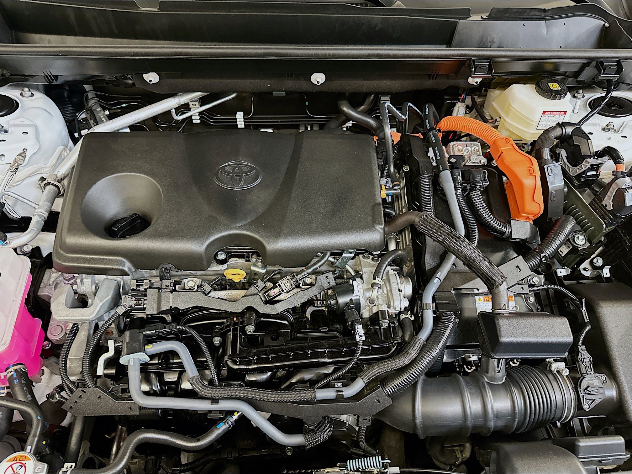 Used 2025 Toyota RAV4 LE image 34