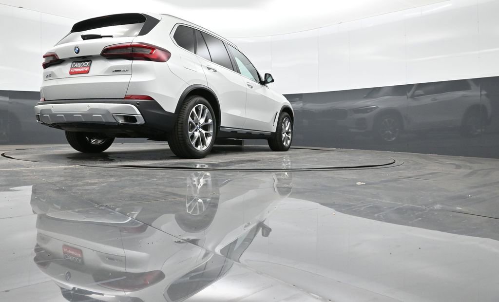 Used 2023 BMW X5 xDrive40i w/ Premium Package image 37