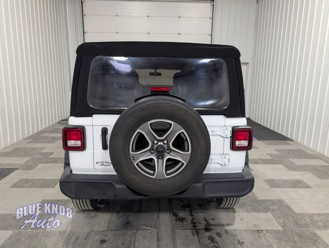 Used 2022 Jeep Wrangler Unlimited Sport AWD/4WD image 3