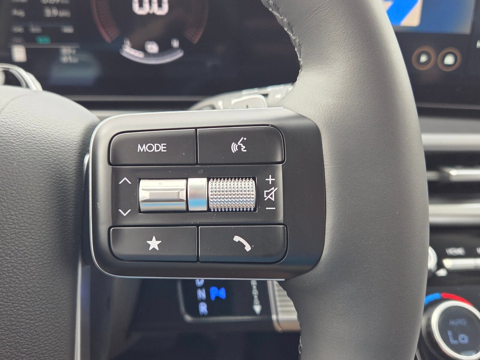 New 2026 Hyundai Santa Fe SEL FWD image 25