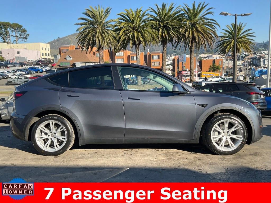 Used 2023 Tesla Model Y Long Range image 3