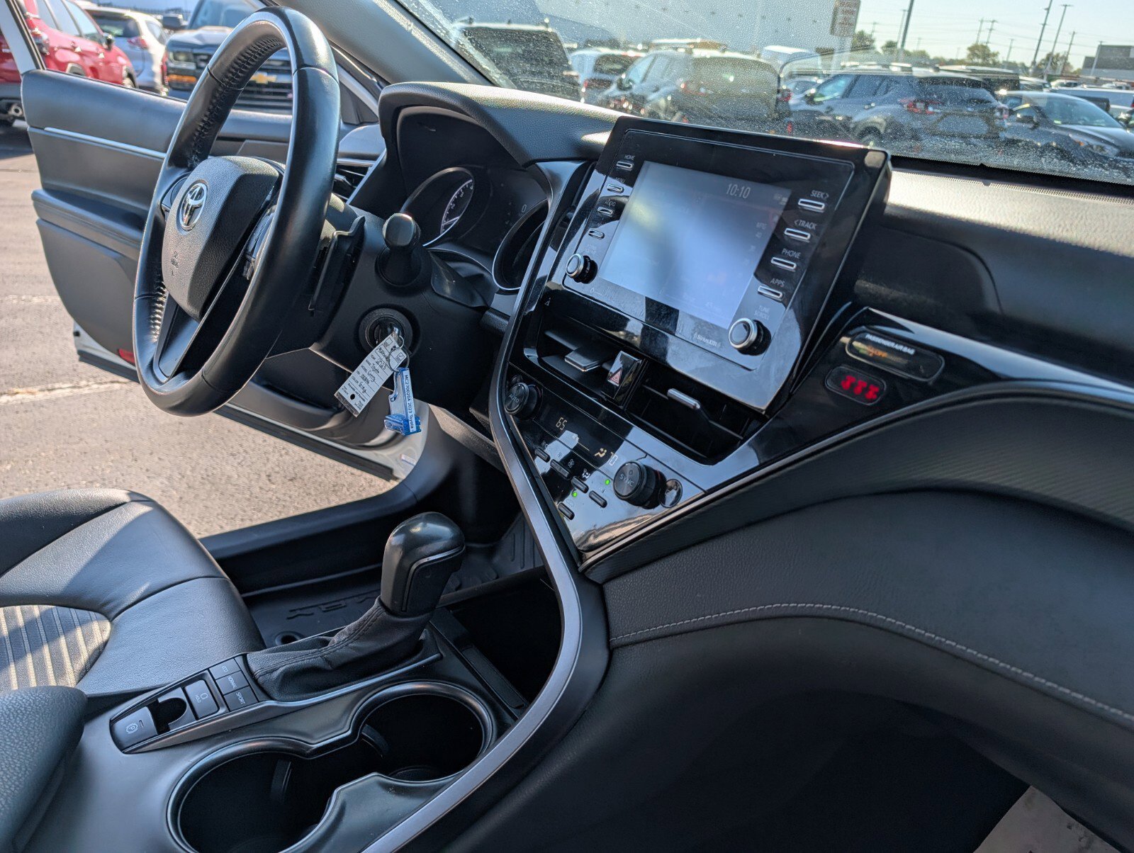 Used 2023 Toyota Camry SE AWD/4WD image 22