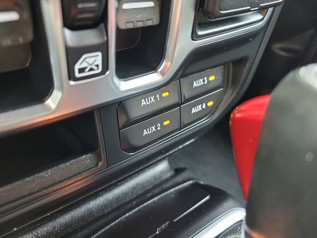 Used 2018 Jeep Wrangler Unlimited Sahara image 34