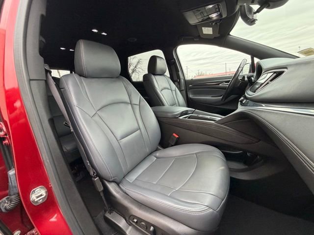 Used 2024 Buick Enclave Premium image 10