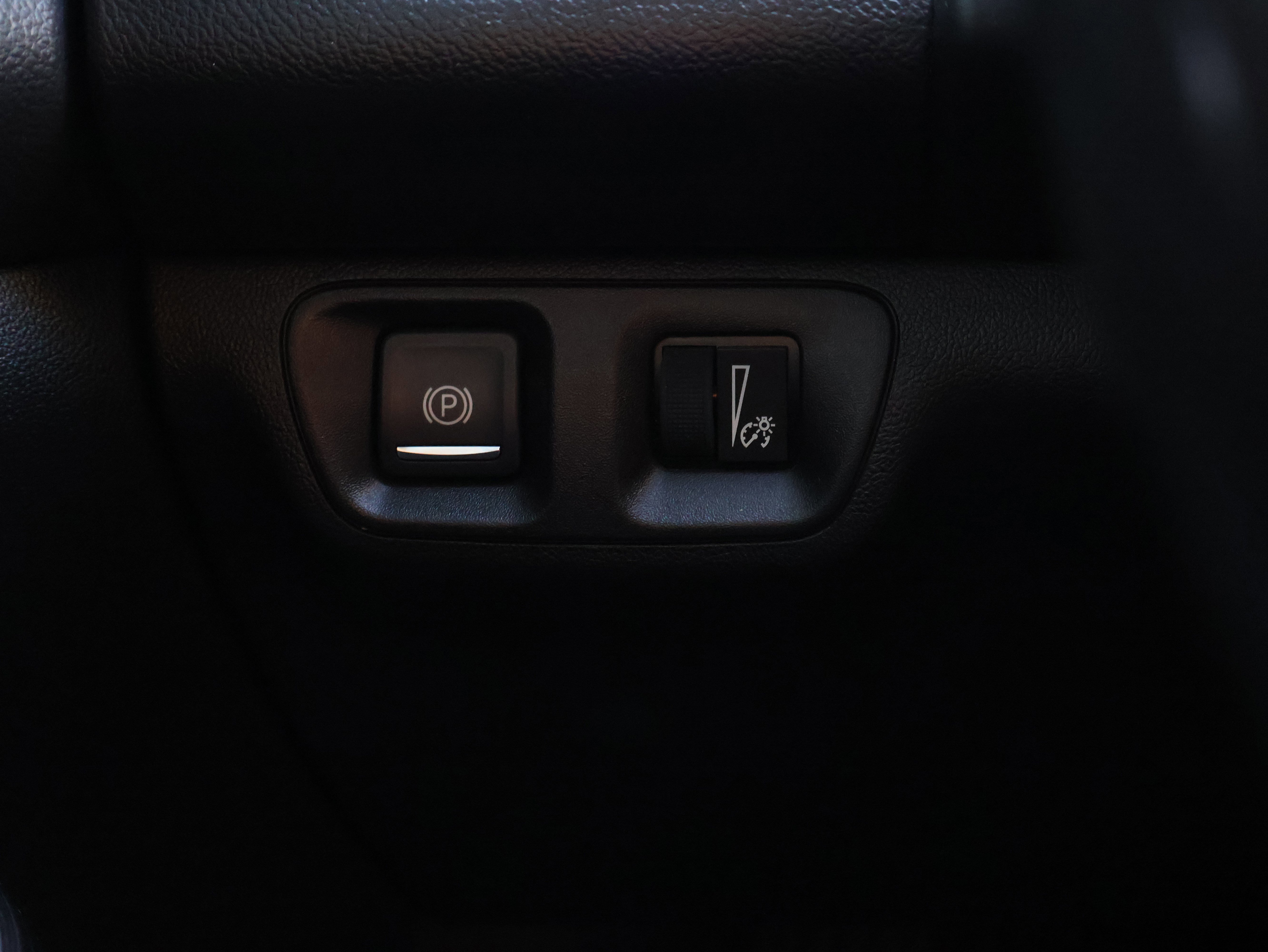 Used 2021 GMC Acadia SLT w/ Premium Package image 43