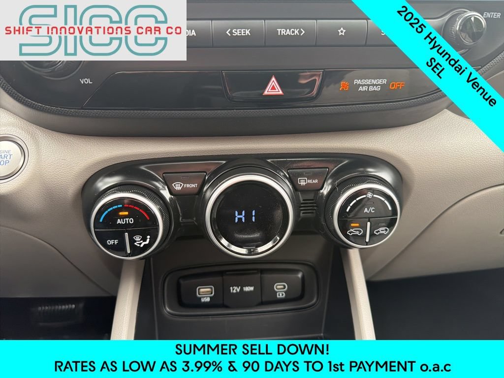 Used 2025 Hyundai Venue SEL FWD image 18