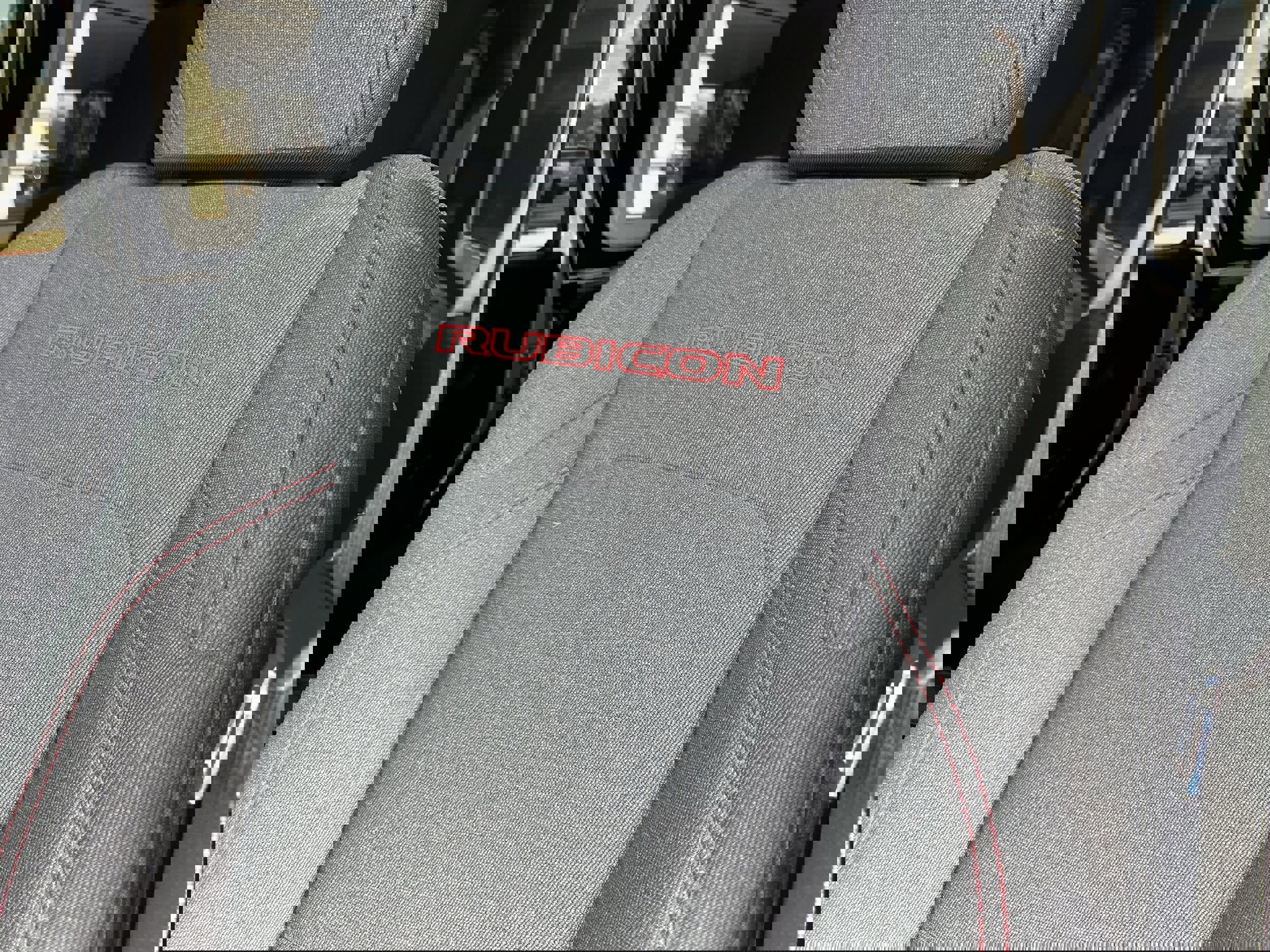 Used 2024 Jeep Wrangler Unlimited Rubicon w/ XTREMEE 35" Tire Package image 24