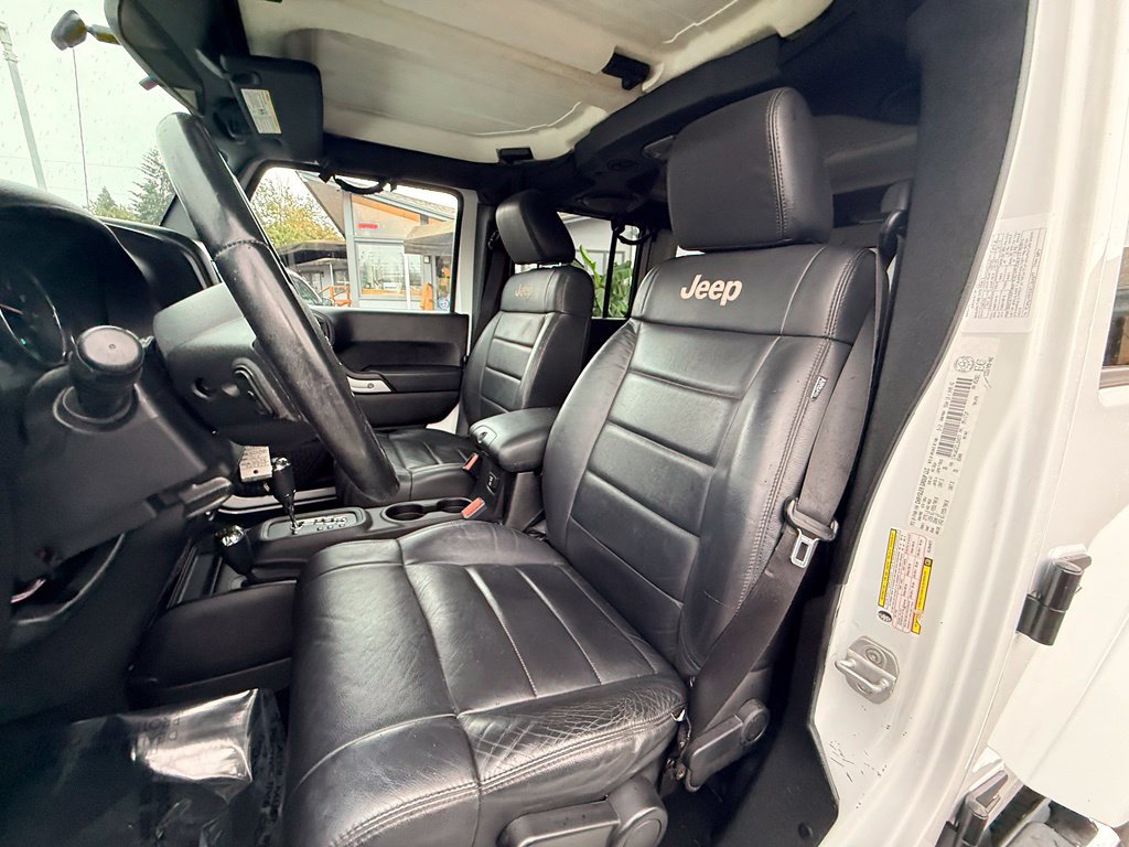 Used 2012 Jeep Wrangler Unlimited Sahara w/ Dual Top Group AWD/4WD image 14
