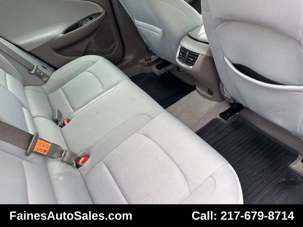 Used 2022 Chevrolet Malibu LT image 38