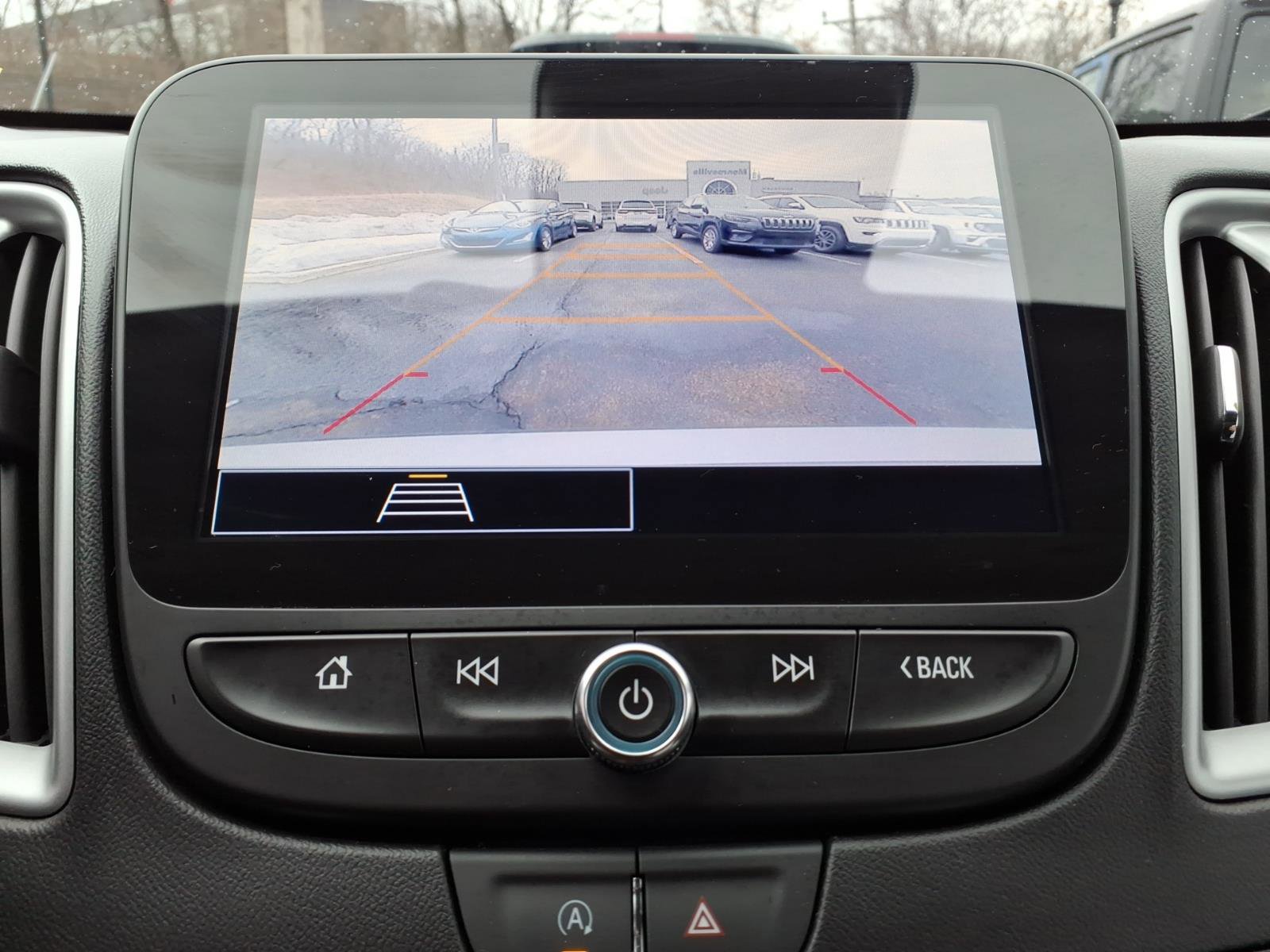 Used 2024 Chevrolet Malibu LT image 14