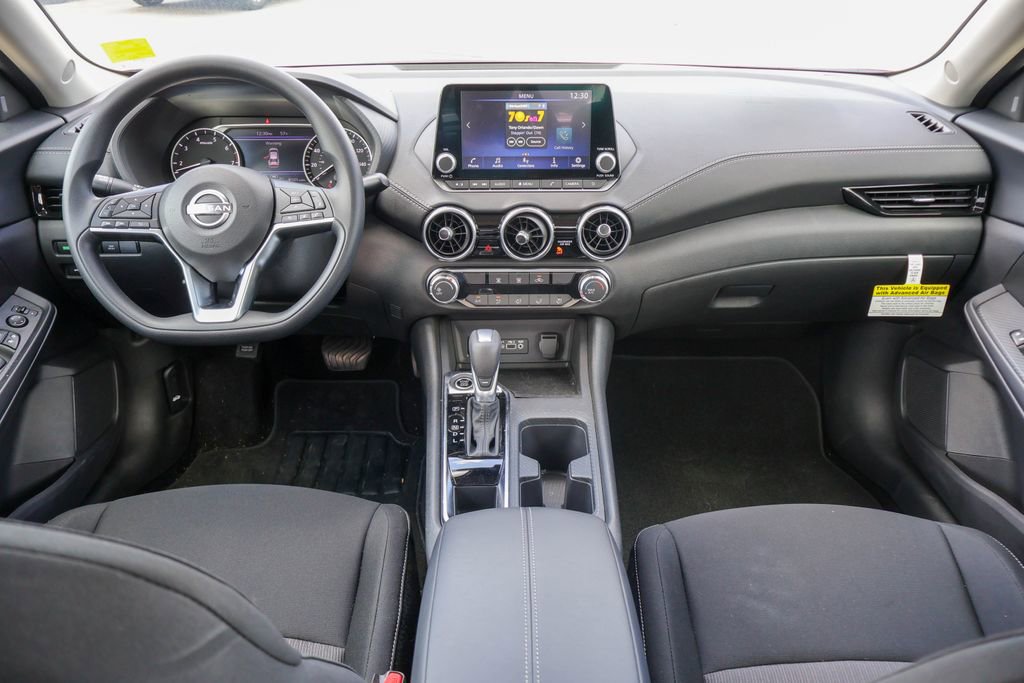 Certified 2025 Nissan Sentra SV image 6