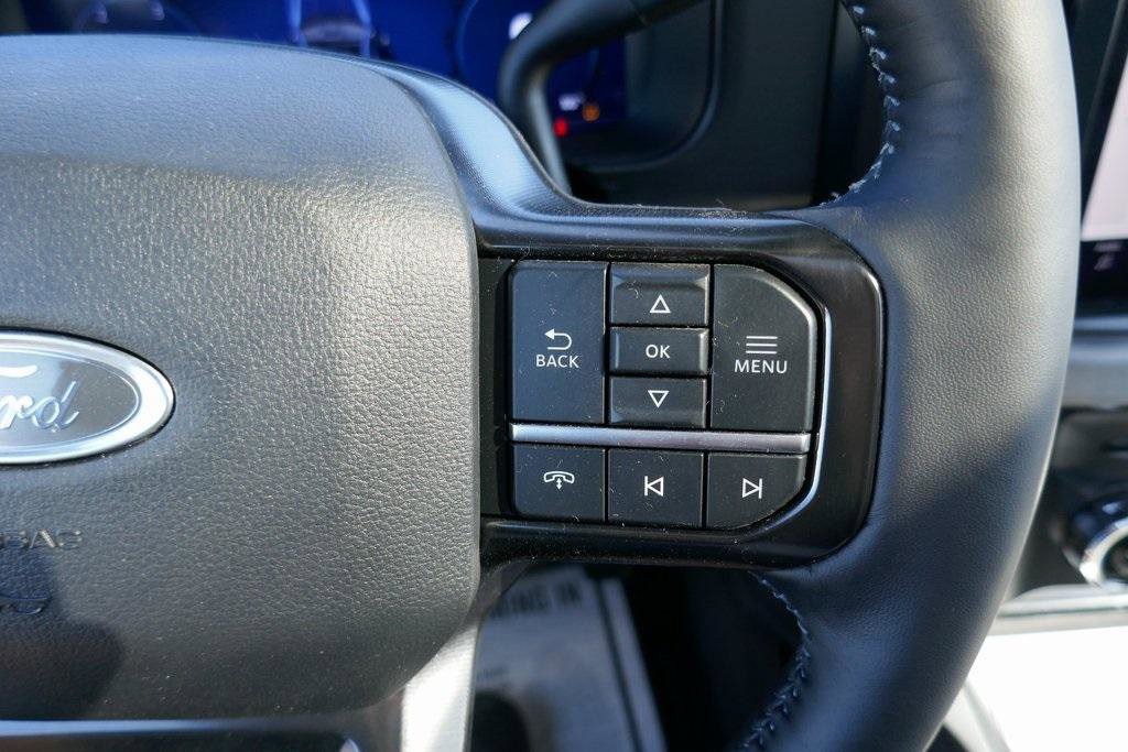 New 2026 Ford F350 Platinum w/ FX4 Off-Road Package image 18