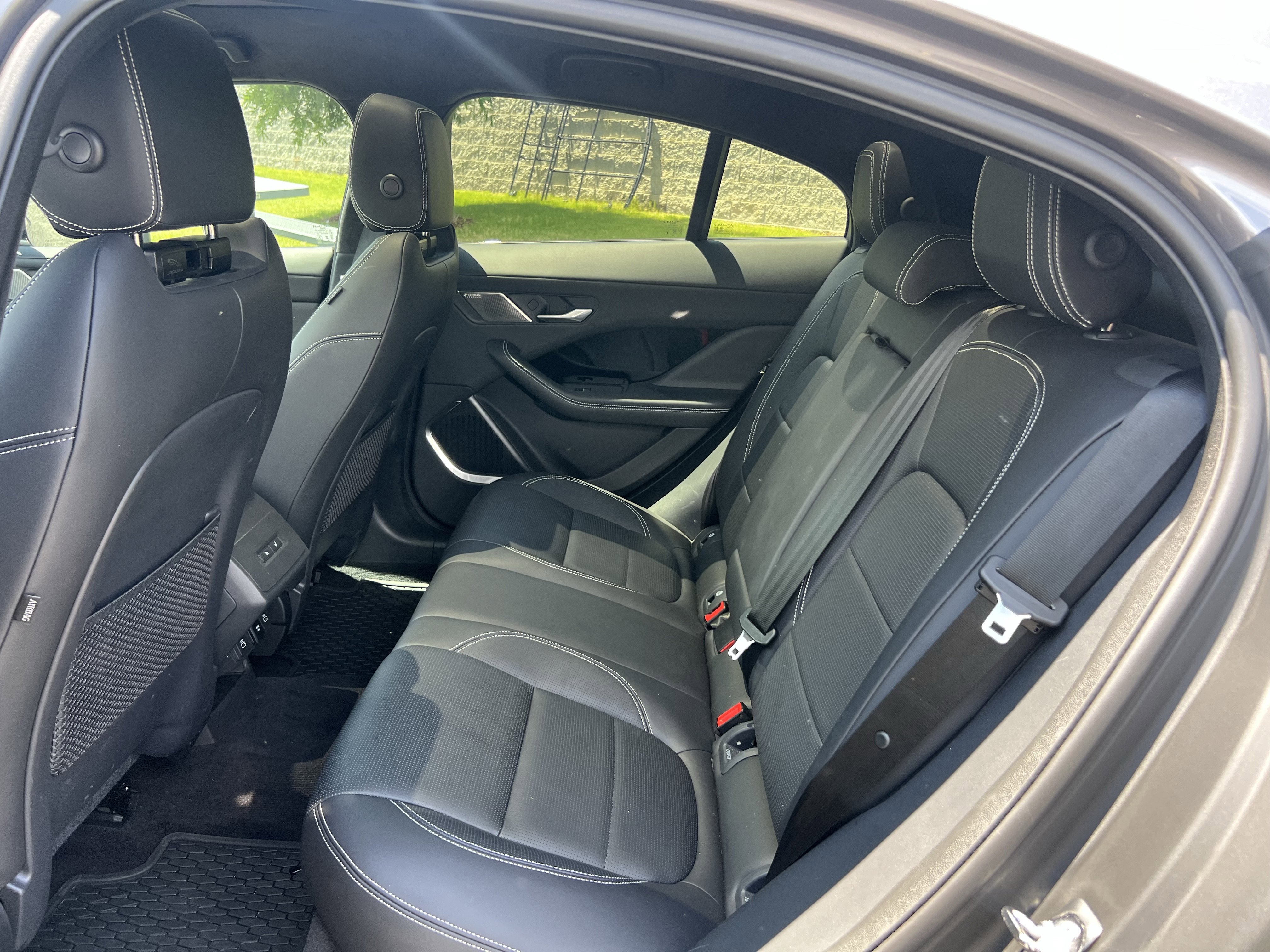 Used 2024 Jaguar I-PACE R-Dynamic HSE AWD/4WD image 33