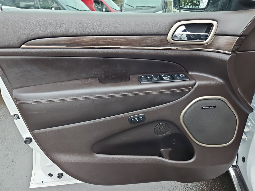 Certified 2017 Jeep Grand Cherokee Summit w/ Skid Plate Group image 11