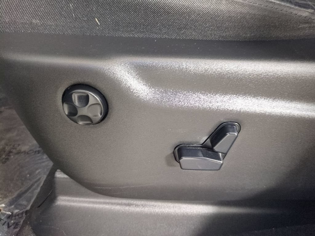 Used 2020 Jeep Grand Cherokee Limited RWD image 23