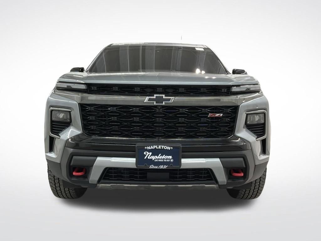 Used 2024 Chevrolet Traverse Z71 AWD/4WD image 5