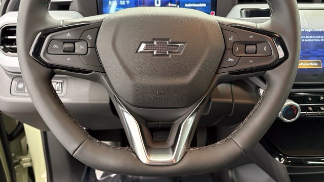 New 2027 Chevrolet Bolt LT w/ Comfort Package FWD image 31