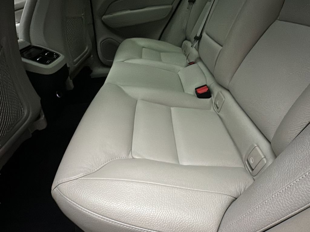 Used 2018 Volvo XC60 T6 Inscription w/ Convenience Package AWD/4WD image 15