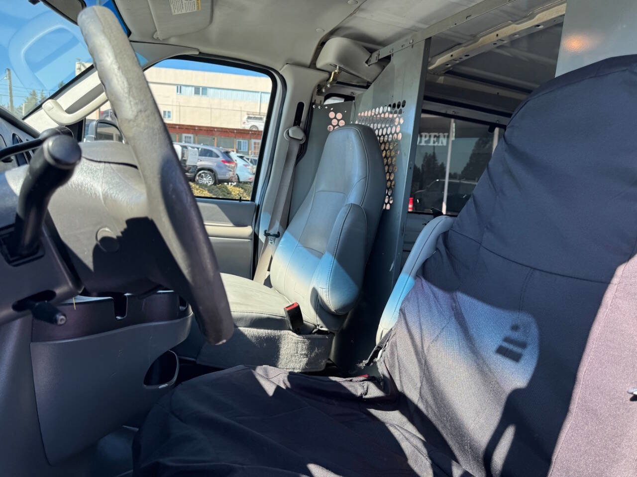 Used 2008 Ford E-150 and Econoline 150 image 25