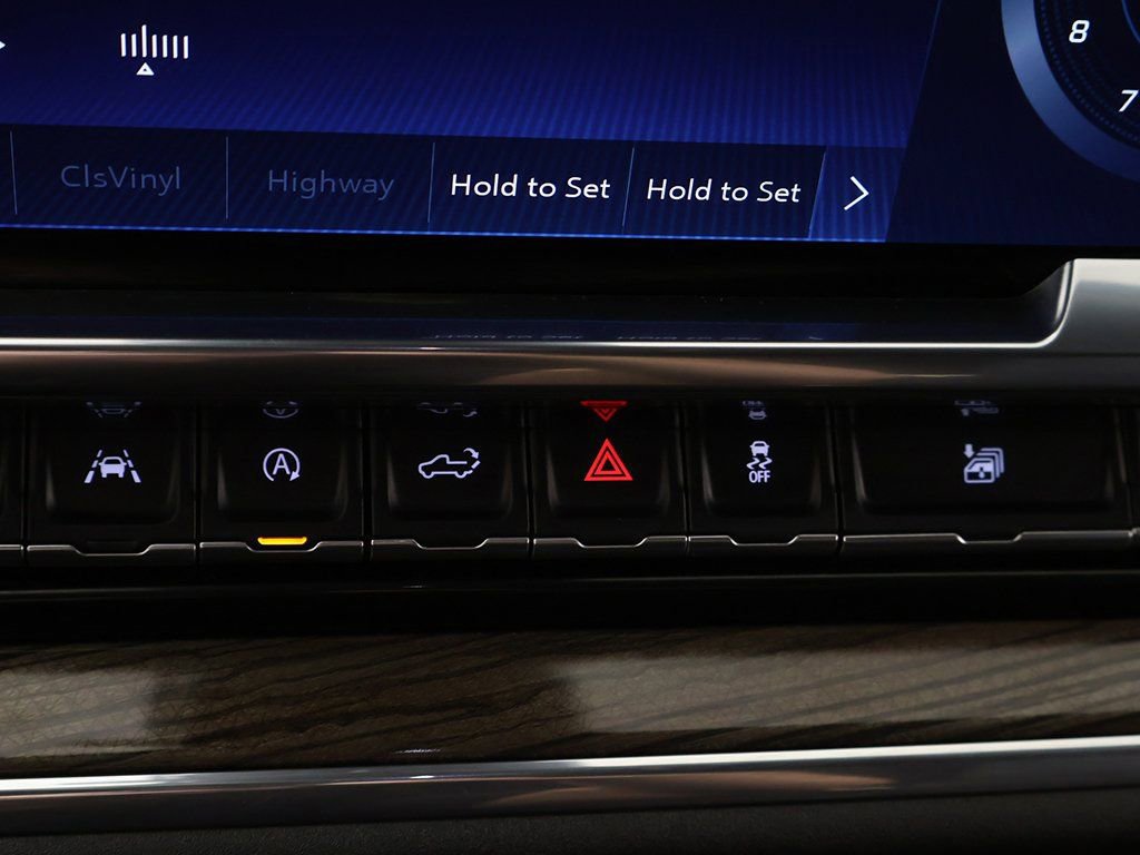 Used 2025 Chevrolet Silverado 1500 LT image 46