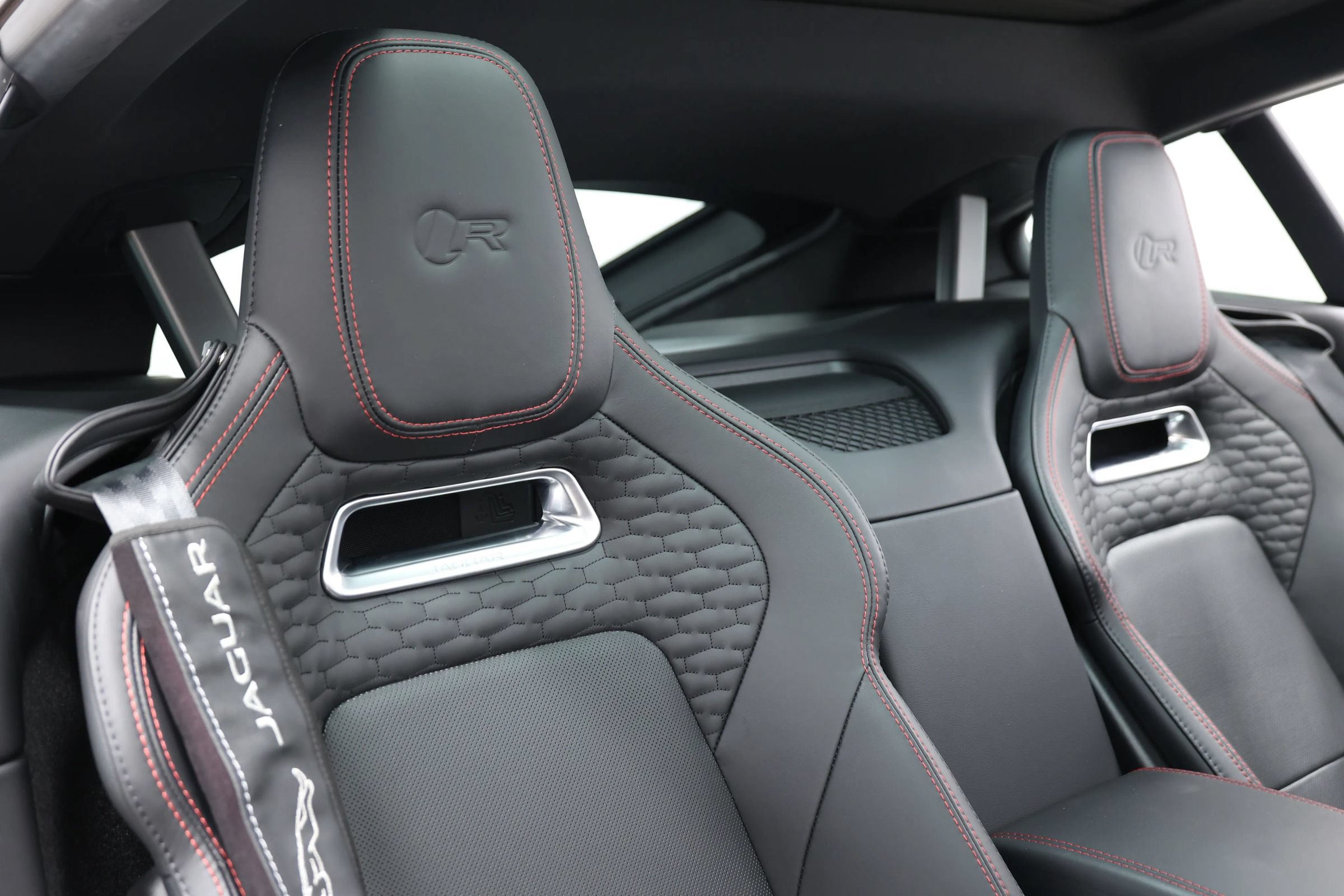 Used 2021 Jaguar F-TYPE R AWD/4WD image 69