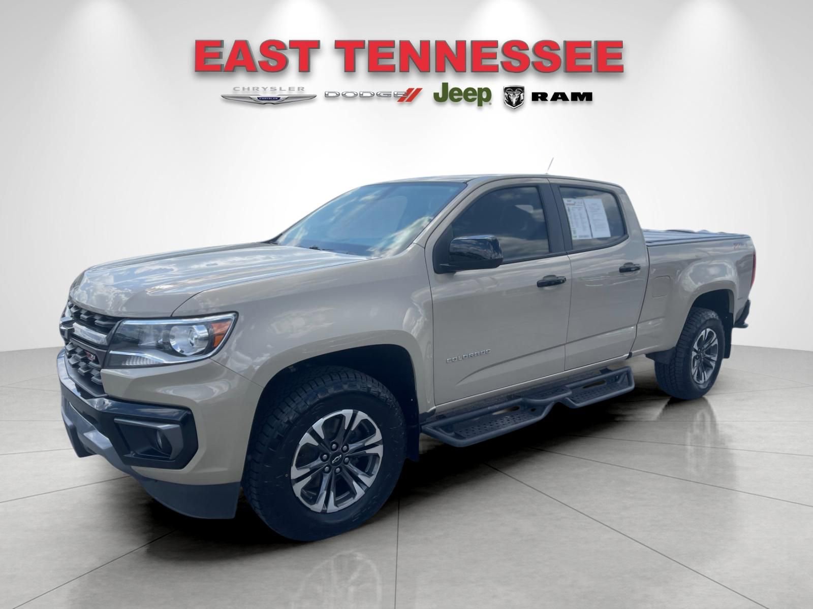Used 2022 Chevrolet Colorado Z71 AWD/4WD image 7