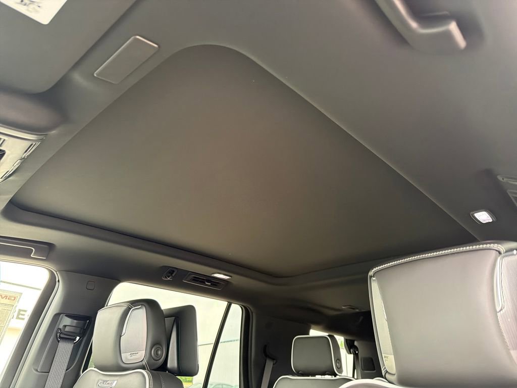 New 2026 GMC Yukon AT4 Ultimate AWD/4WD image 14