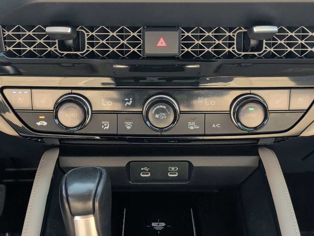 Used 2023 Honda Accord Touring image 28