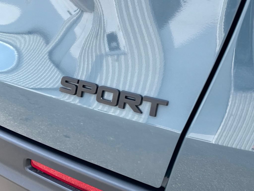 Certified 2025 Honda HR-V Sport image 9