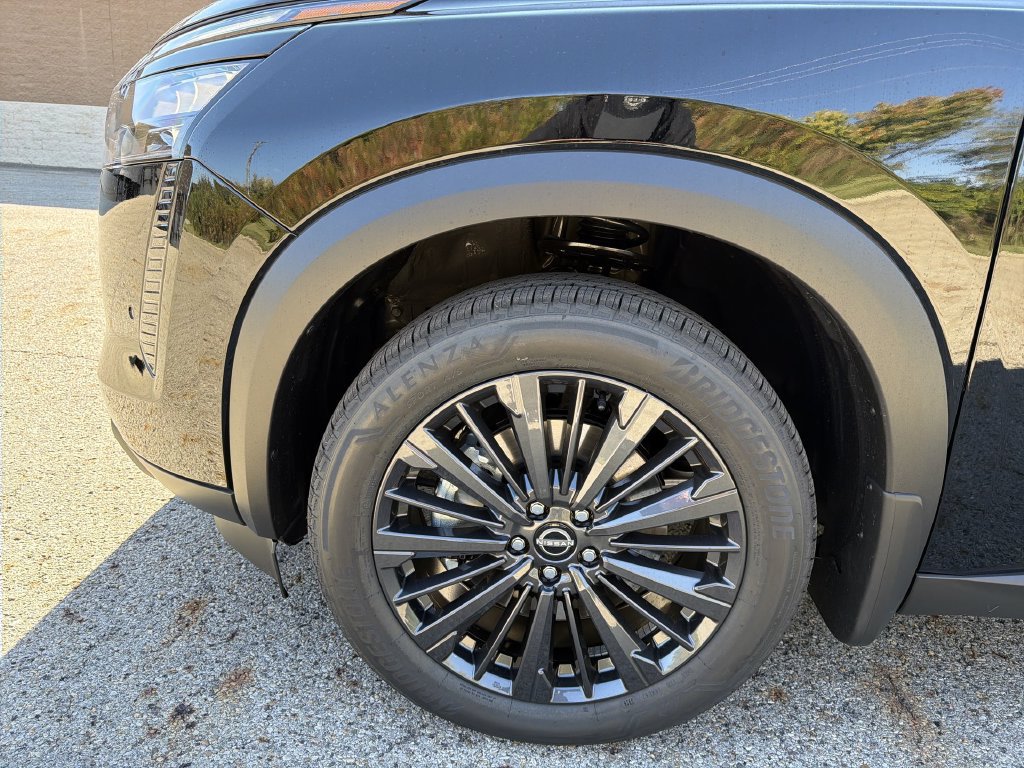 New 2026 Nissan Pathfinder SL w/ SL Premium Package AWD/4WD image 19