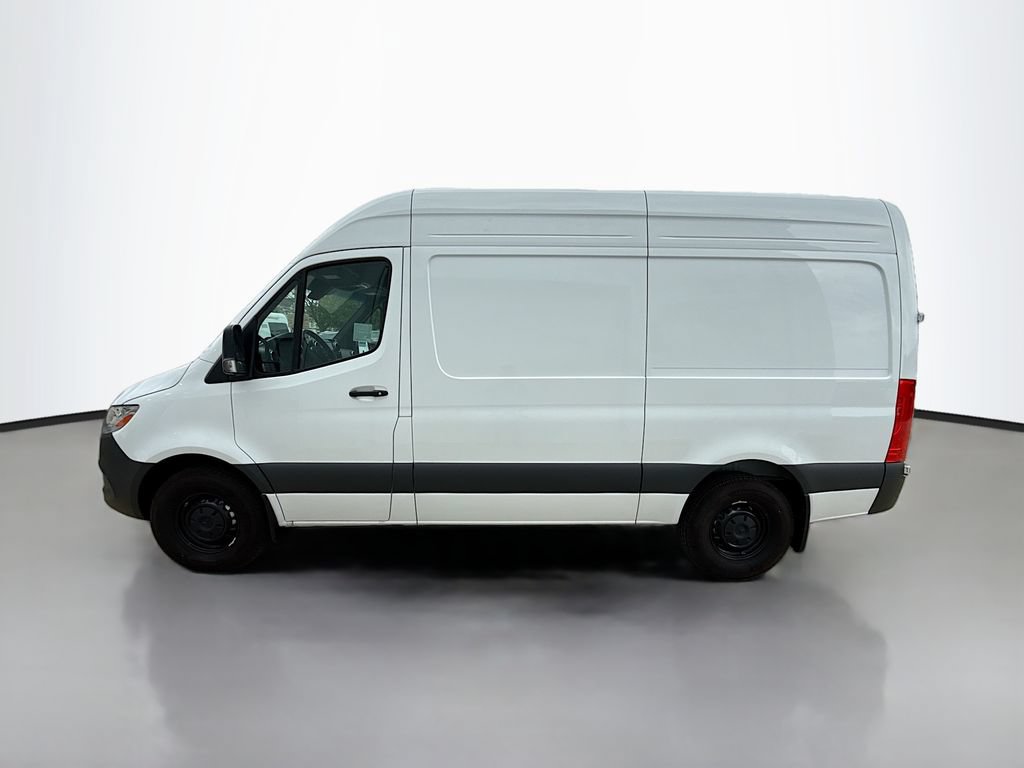 Used 2025 Mercedes-Benz Sprinter 2500 image 4