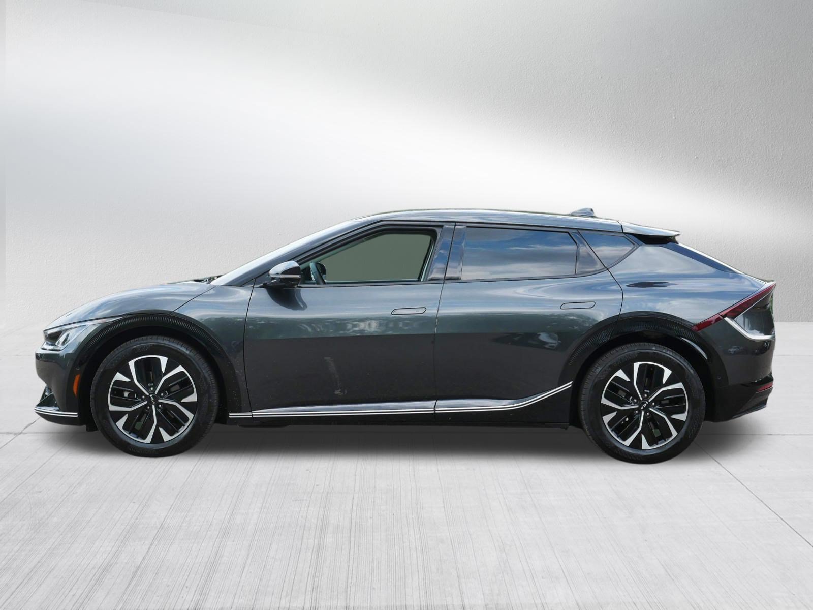 Certified 2024 Kia EV6 Wind w/ Wind Technology Package AWD/4WD image 4