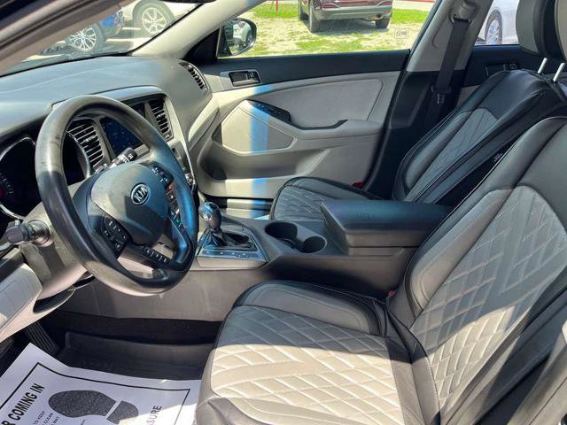 Used 2012 Kia Optima LX w/ Convenience Pkg FWD image 15