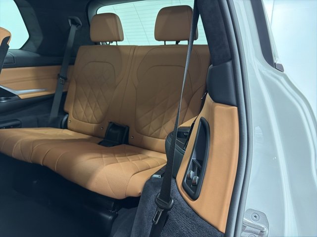 Certified 2024 BMW X7 xDrive40i image 19