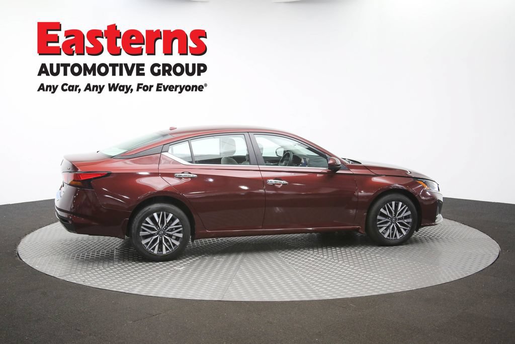 Used 2023 Nissan Altima 2.5 SV AWD/4WD image 43