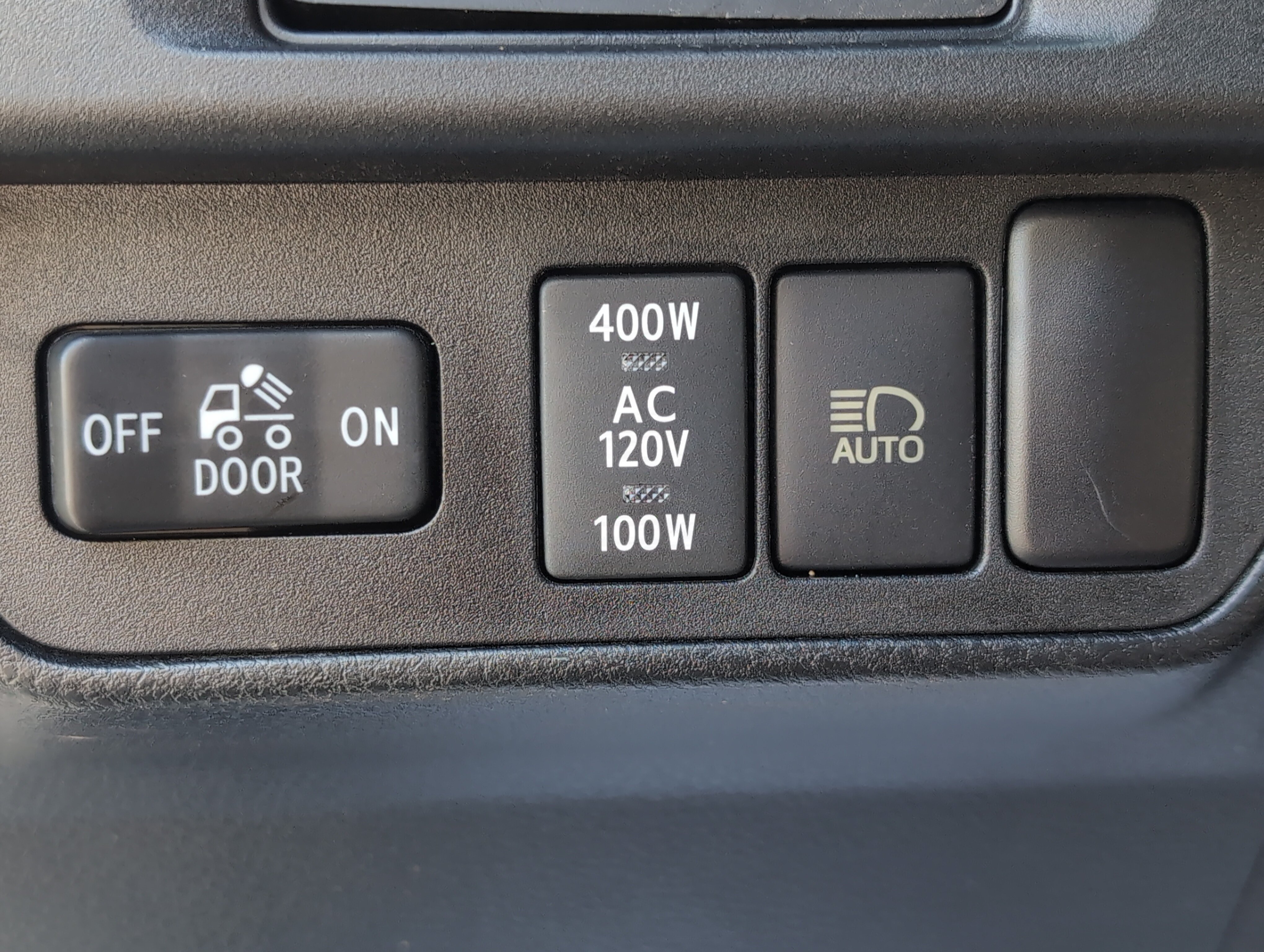 Used 2019 Toyota Tacoma Limited AWD/4WD image 36