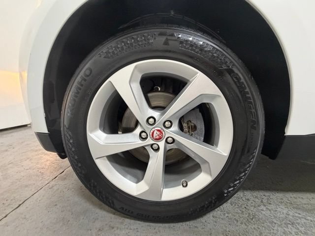Used 2019 Jaguar F-PACE Premium AWD/4WD image 11