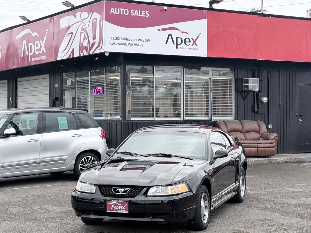 Used 2000 Ford Mustang Coupe RWD image 2