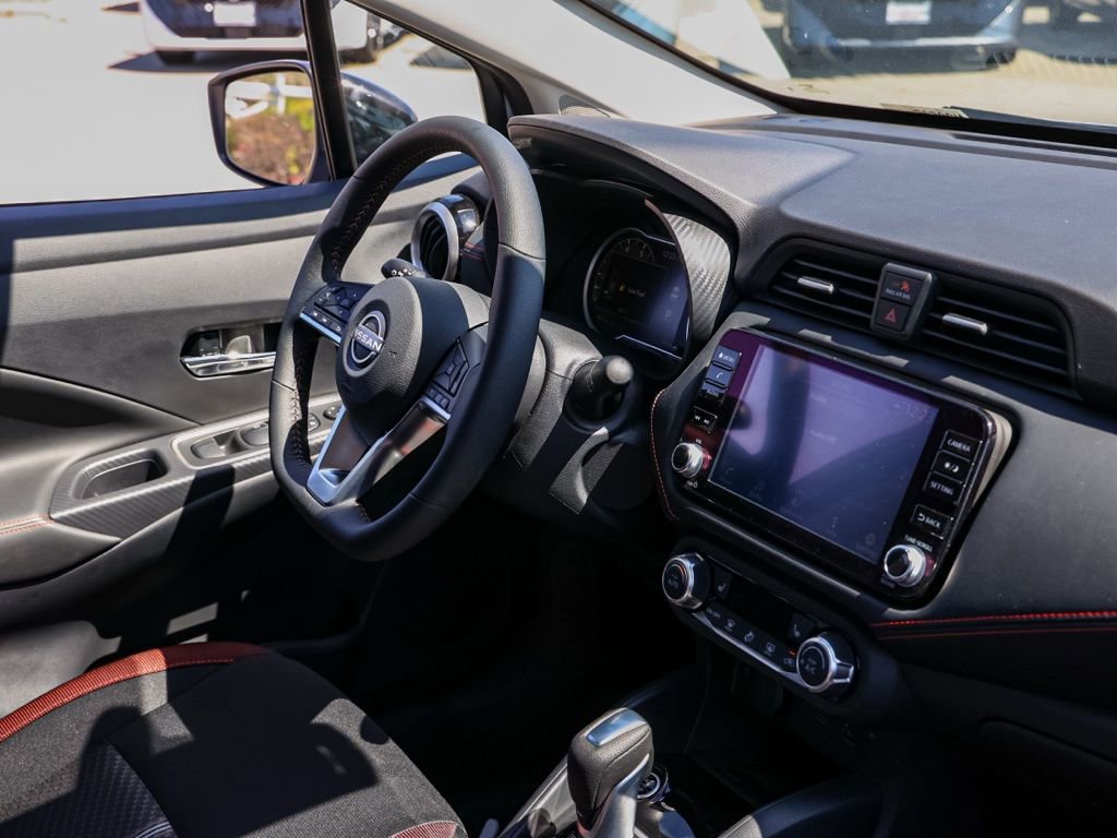 New 2025 Nissan Versa SR image 19