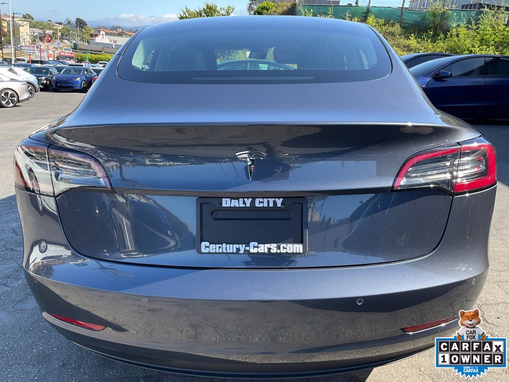 Used 2022 Tesla Model 3 Long Range AWD/4WD image 4